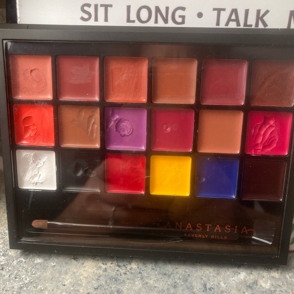 Anastasia Beverly Hills Lip Palette & Brush/Spatula~DISCONTINUED HTF! - Picture 3 of 8
